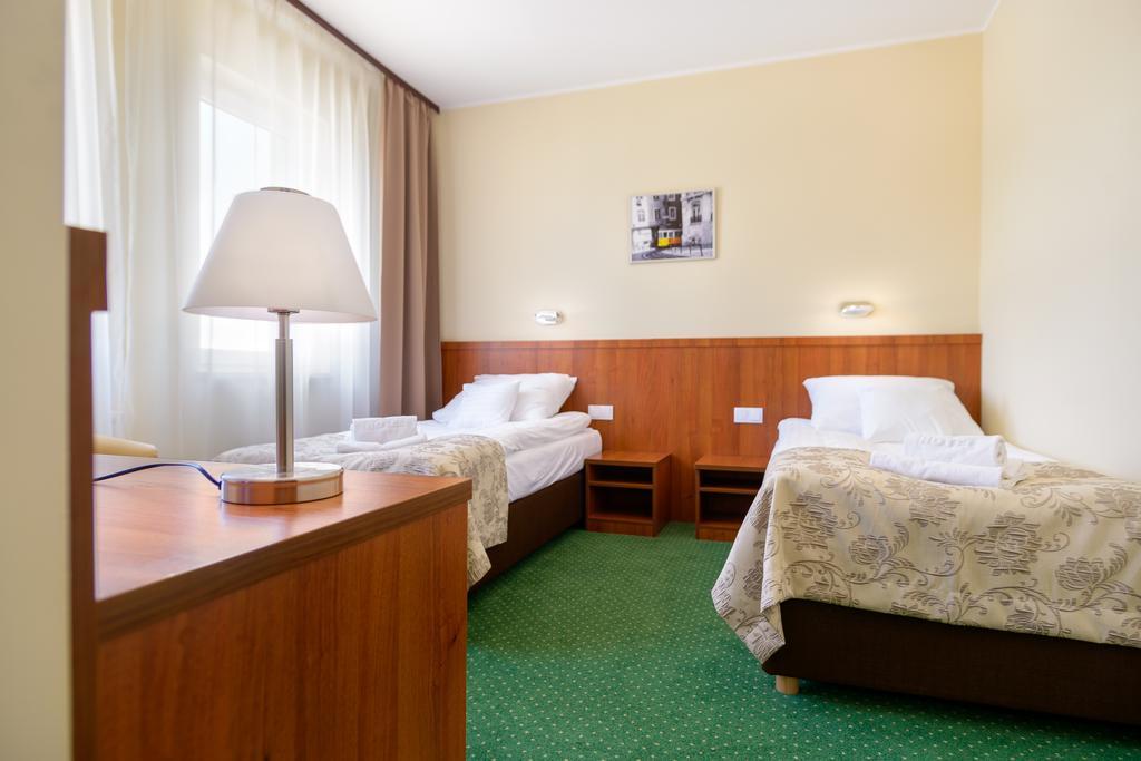 Hotel Zielony Poznań Exterior foto
